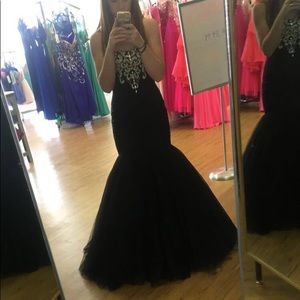 Black prom dress